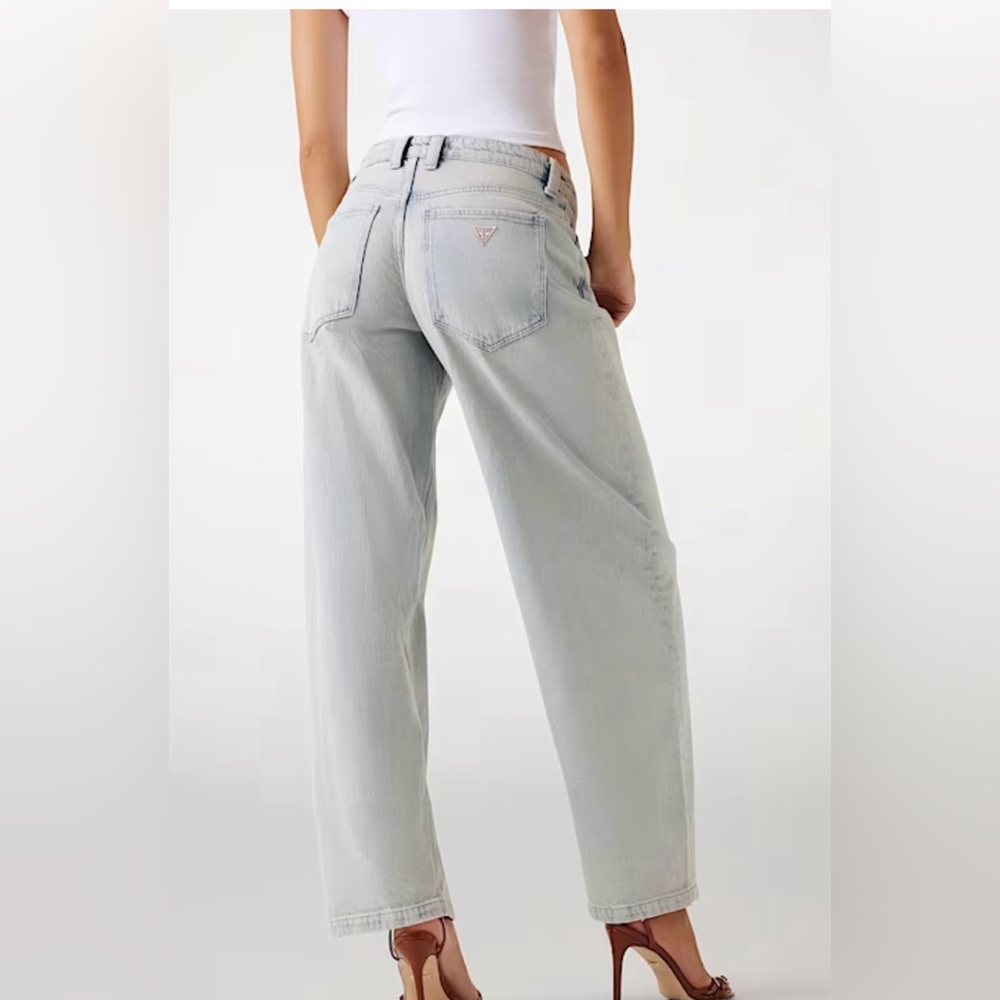 Guess Light Wash Straight Leg Women Jeans